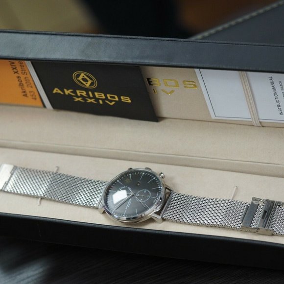 Akribos XXIV Men's Watch 2 Subdials Month, GMT Date Window Stainless Steel. - Picture 8 of 8